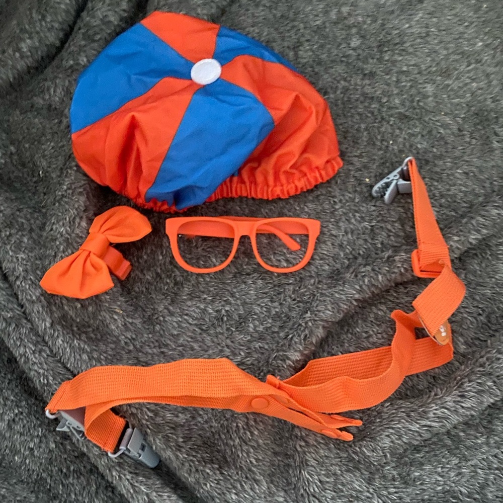 Blippi dress up